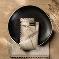 Set of 4 Linen Napkins with Lace
